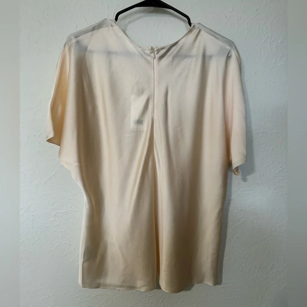 NWT Vince Elegant Silk Cream Women's Top Size L - Picture 2 of 10